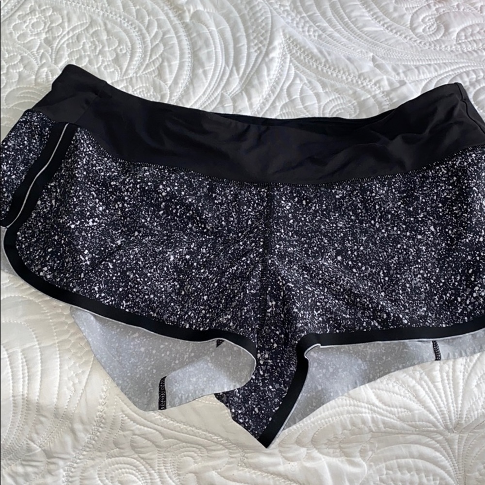 Lulu lemon shorts hotty hot